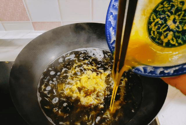 圆白菜|天冷别不懂早餐咋吃,这一干一稀值得每周都做,健康营养做着省事