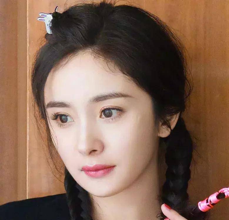 剑眉杨幂又“变脸”？33岁的她，这应该是唯一整过的地方了