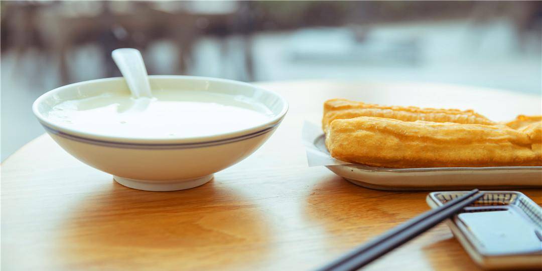 豆浆不可以和什么食物一起吃 ce81f8fcb6284dd39644ddfee5d0162d.jpeg