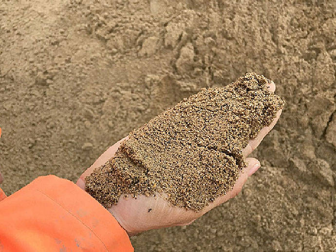 特细砂:细度模数为1.5-0.7,砂子平均粒径在0.25mm以下.