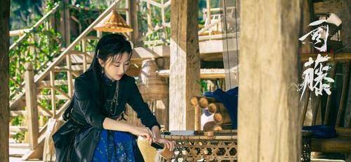 司藤剧情详细介绍26 df82b907a684443eb886fa48c5f24b36.jpeg