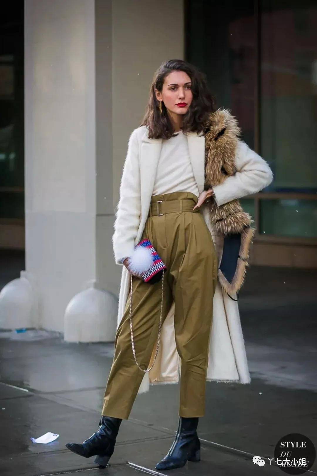 鲨鱼裤yyds穿搭 0a3d83a5ae96409095a043a1ef98f2d0.jpeg