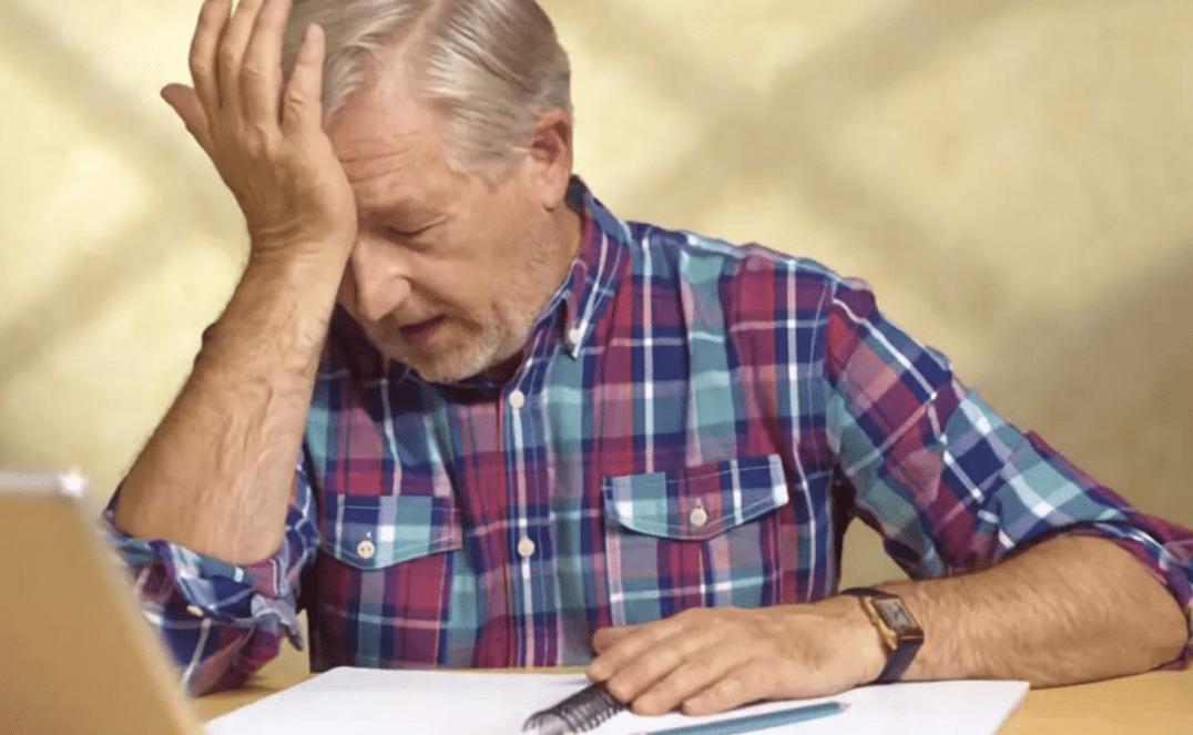 于抗|悲痛！55歲醫生因疲勞猝死于抗疫一線，再次讓我們警惕過勞死