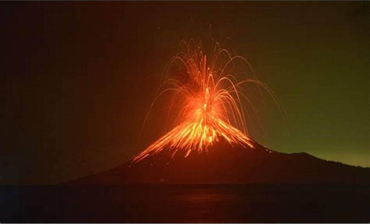 原创汤加火山爆发地球升起蘑菇云冲击波横扫太平洋该国全境失联