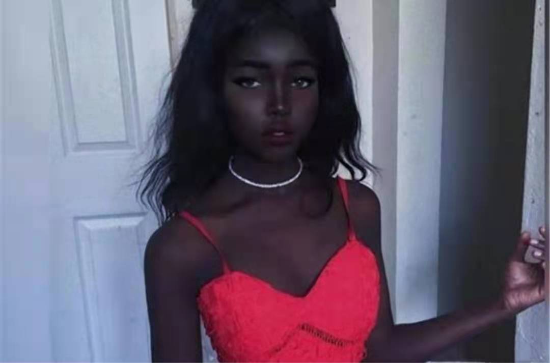 Lolita 那个曾火爆全球的黑人女孩有多美?被富二代排队追,后来怎样了?