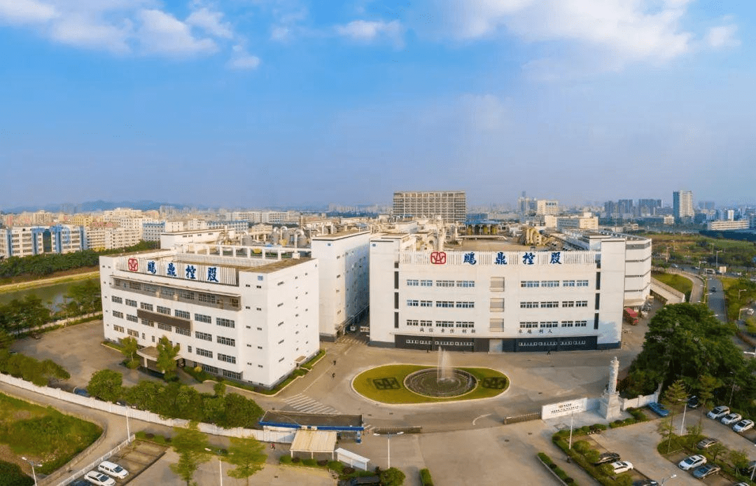 根据鹏鼎控股公布的数据,2020年公司实现营收298.51亿元.