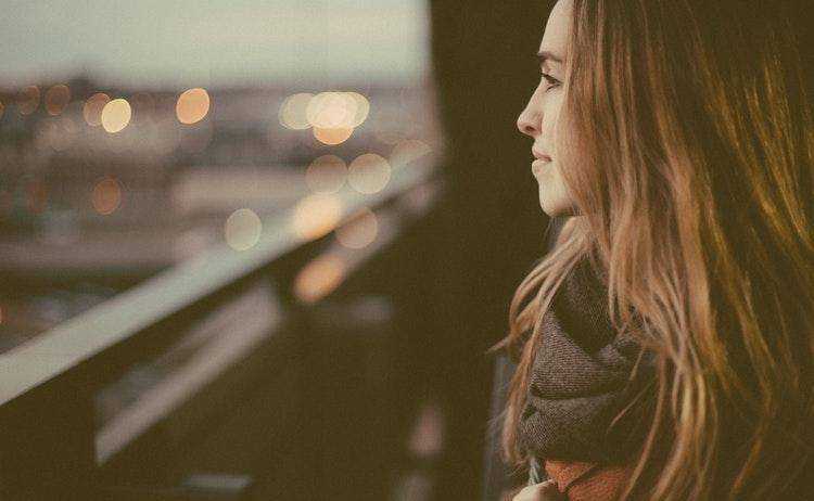 不顾一切爱你原唱原版 53aa0749f7be4128ba6b548856ff7bd8.jpeg