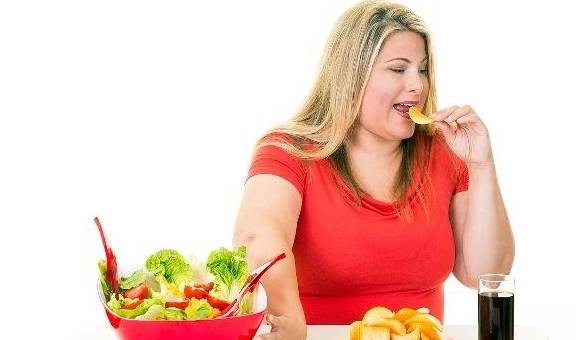 饮食|可能会让减肥失败的坏习惯，很多人都中招了，改掉一个也是好的！