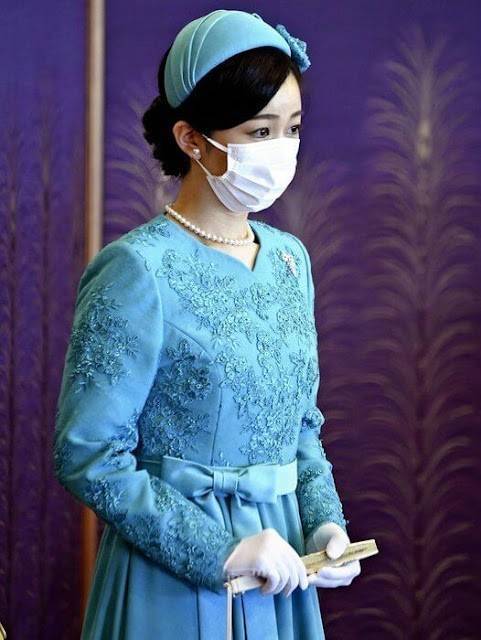 身材 日本27岁佳子公主独自闪耀！刺绣长裙勒出水蛇腰，身材丰满好迷人