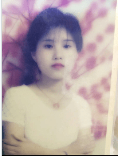 年轻时候的妈妈有多漂亮？青春靓丽，非常时尚