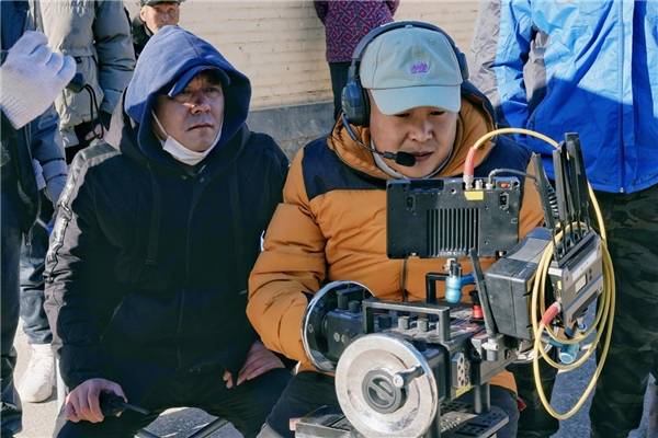 院线电影《年味儿》在北京开机_于德海_龙潭村_摔跤