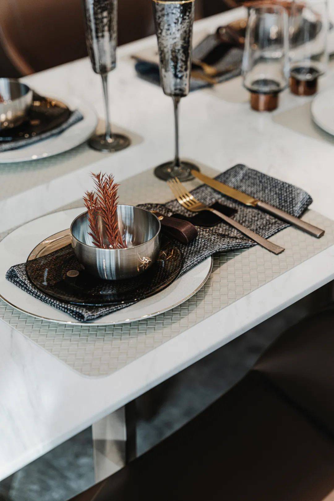 现代意式风情,看着就觉得不一般,高大上的感觉有木有?_空间_艺术_摩登