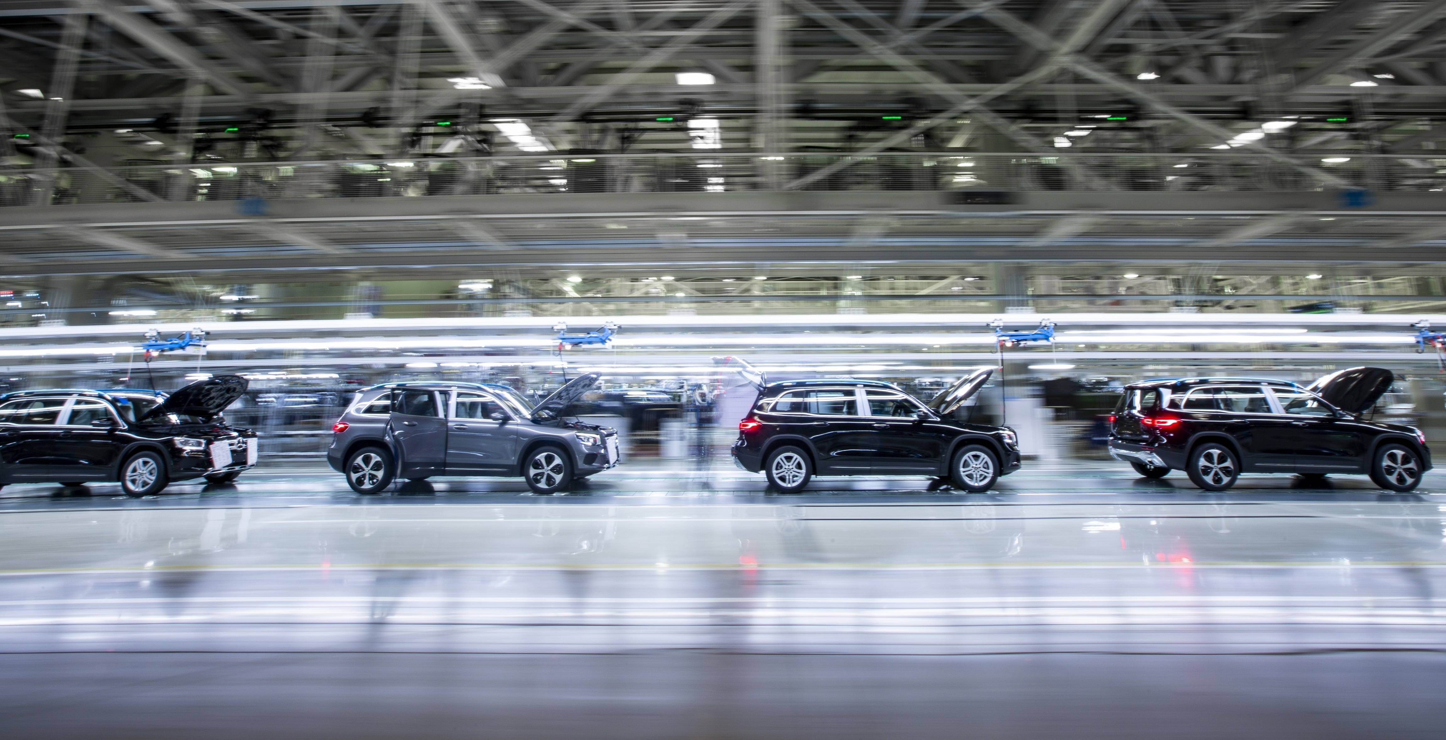 赋能智能制造 北京奔驰持续推进高质量发展_生产_数字化_绿色