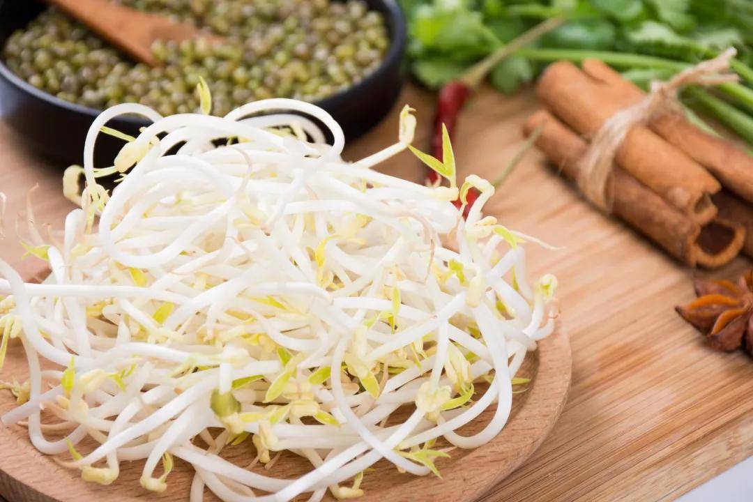 自己在家做豆芽独特技术 5ca74eda0d2c4c6291b9e5992e67cf67.jpeg