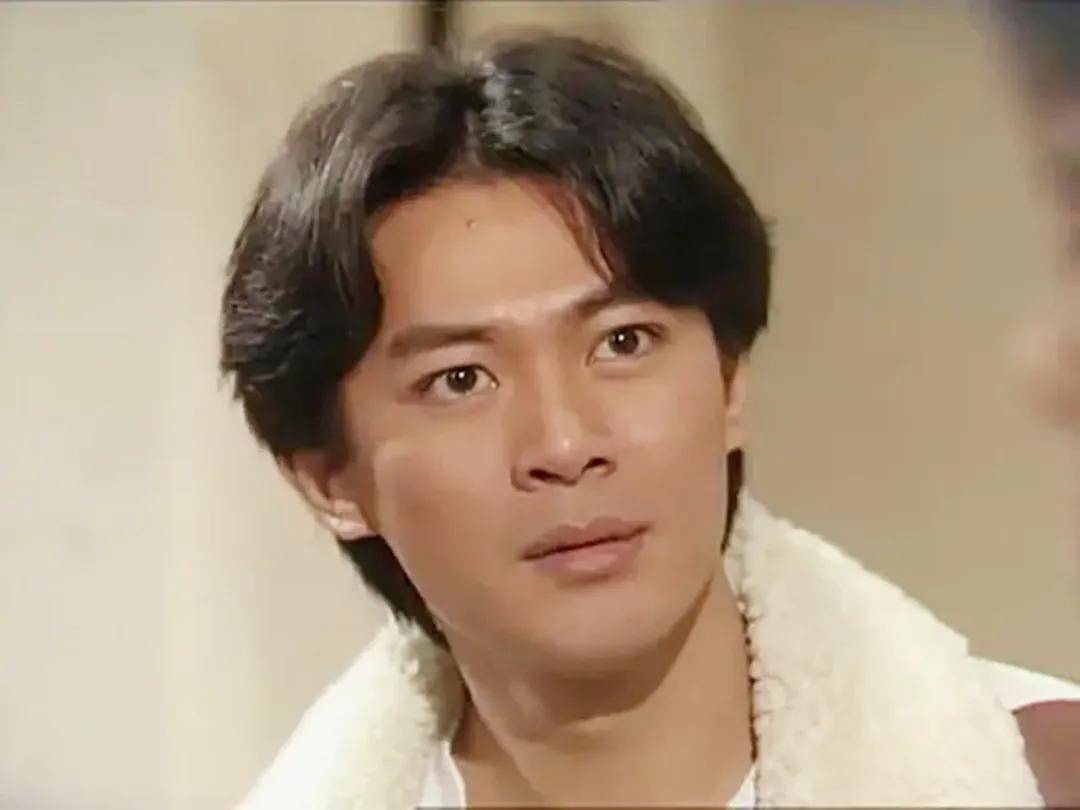 亚视男艺人top10梁小龙入选第一名镇台之宝已仙逝