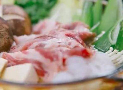 在家怎么做火锅牛肉片 0884ab2d221b4175945174a9e9bb9cb3.jpeg