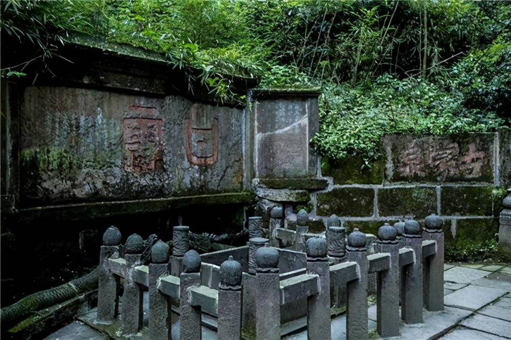 四川有座“神秘”古城，一年300天都在下雨，盛产茶叶和美女