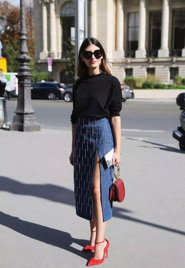 青春 女人一旦上了50岁，建议多穿这4种“减龄穿搭”，上档次还有气质