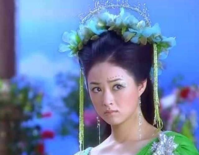 对比 瘦成“排骨”真的好看吗?周冬雨、马思纯同框对比,还是胖点好看