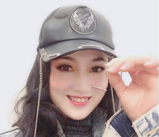 杨贵妃她曾是最美杨贵妃，如今54岁林芳兵晒照却被网友吐槽过度美颜