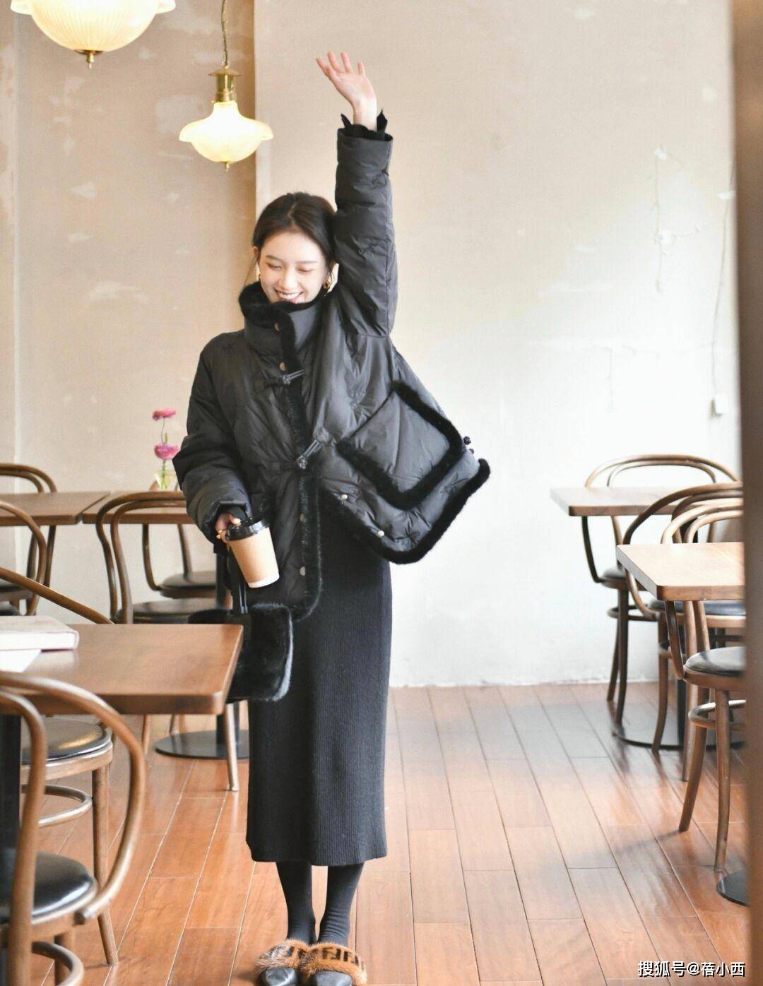 整体 深冬外套买精不买多,一件羽绒服足够!怎么穿都优雅年轻、显气质