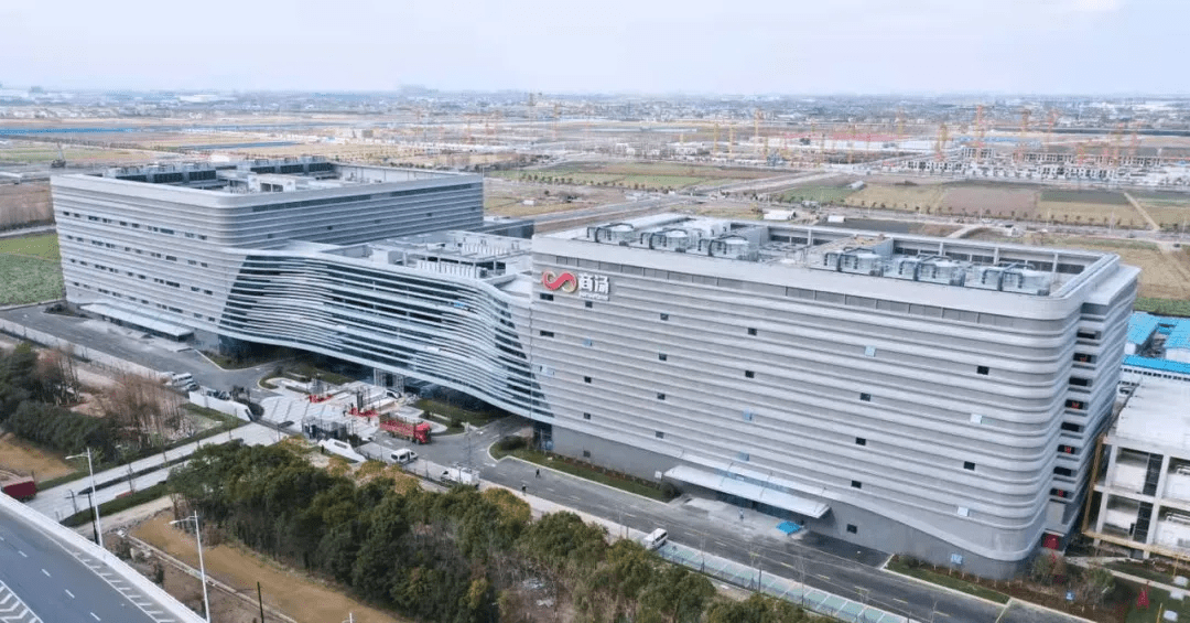 亚洲最大AI超算，商汤智算中心AIDC今天启动运营