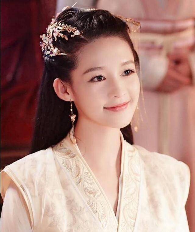 因为为何“纹眉”普通女生居多，而明星演员却很少纹眉？看完恍然明白
