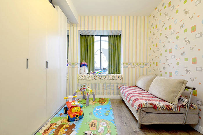 小房间装修设计儿童房 c4af65d26af84da4bc21e9d2629fea76.jpeg