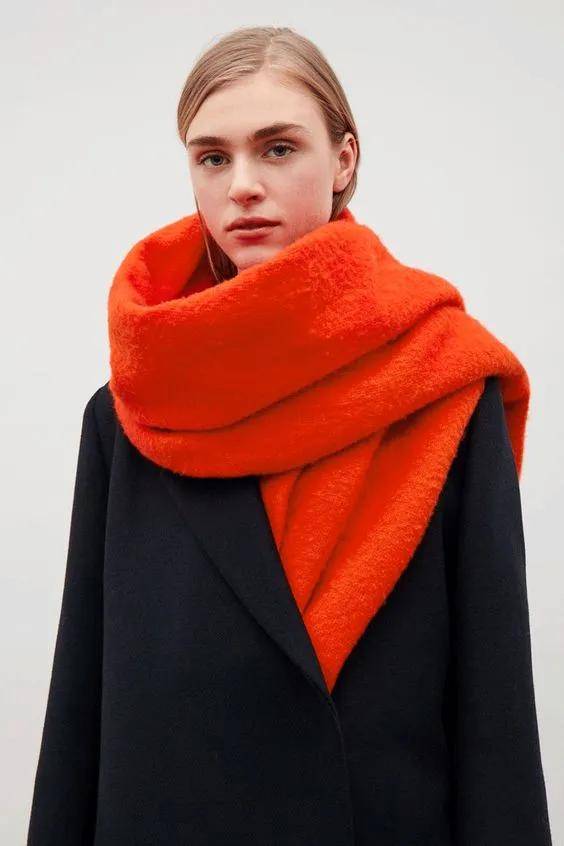 好一点的红色围巾 28de458a614f44c3aceb408fa715f7ff.jpeg