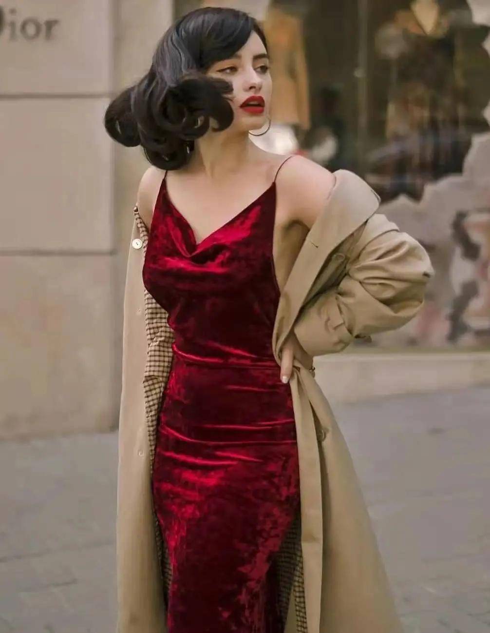 饱和度 春节穿什么｜帮你挑好了这4款裙子，谁穿谁美~