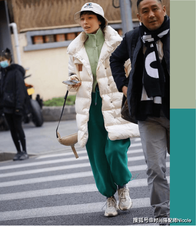 降低 去了上海才知道,会穿的女人都爱“叠穿”,不露腿不露腰照样时髦