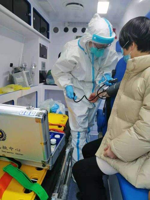 急救中心护士 2a1aaeecece4449395040df6f4126a2b.jpeg