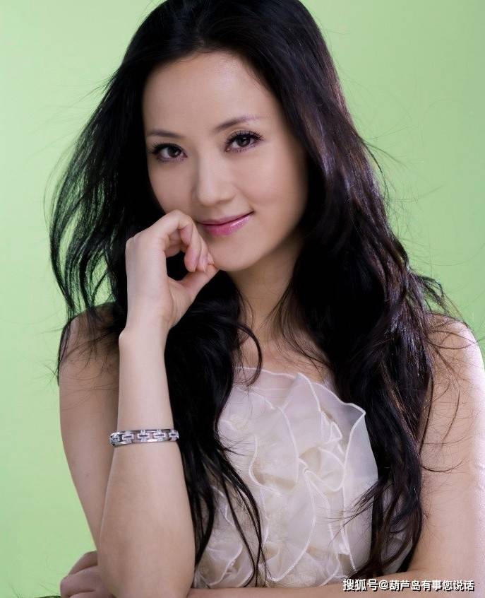 原创民歌女神雷佳近照她是个湖南美女哦嫁富豪老公幸福满满