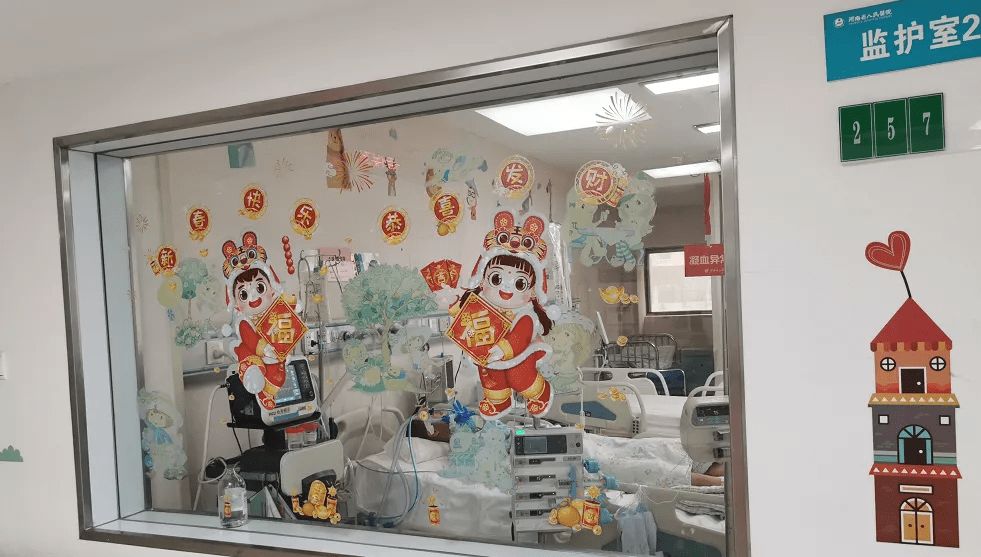 孟文博|在“他乡”的春节里，医护人员是这样过的