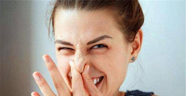 世界上会斗鸡眼的人是谁 92f0ab25e5e14b9e82acf04370365dac.jpeg