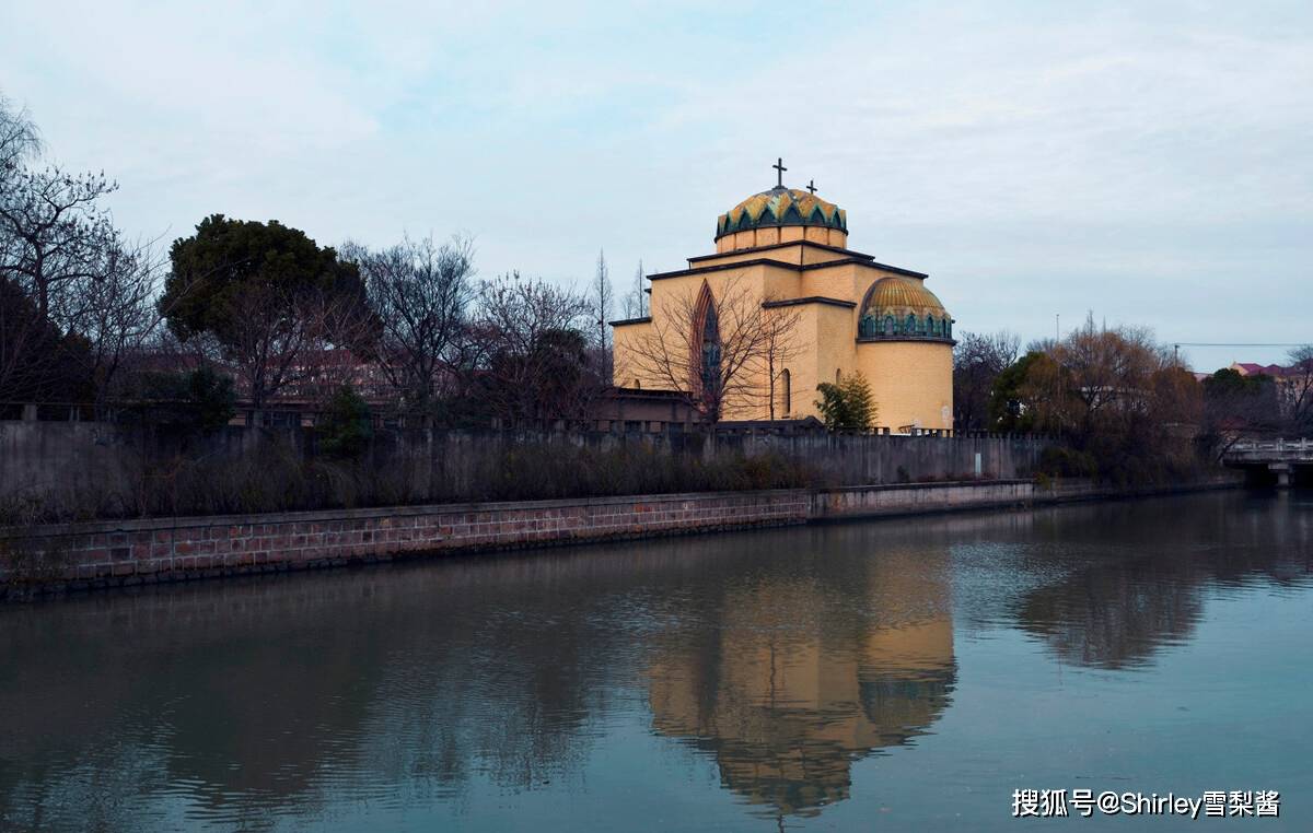 上海西郊神秘的墓地教堂，为邬达克作品，因风格太奇葩成上海唯一