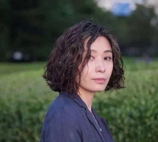 夜车|她靠高压锅成功出圈，“锅姨”刘丹：想演全力活着的人