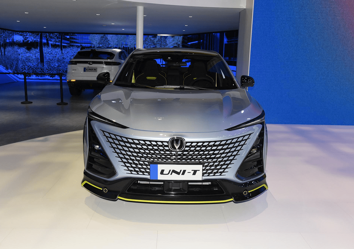 长安unit运动版出厂自带改装套件1289万起售