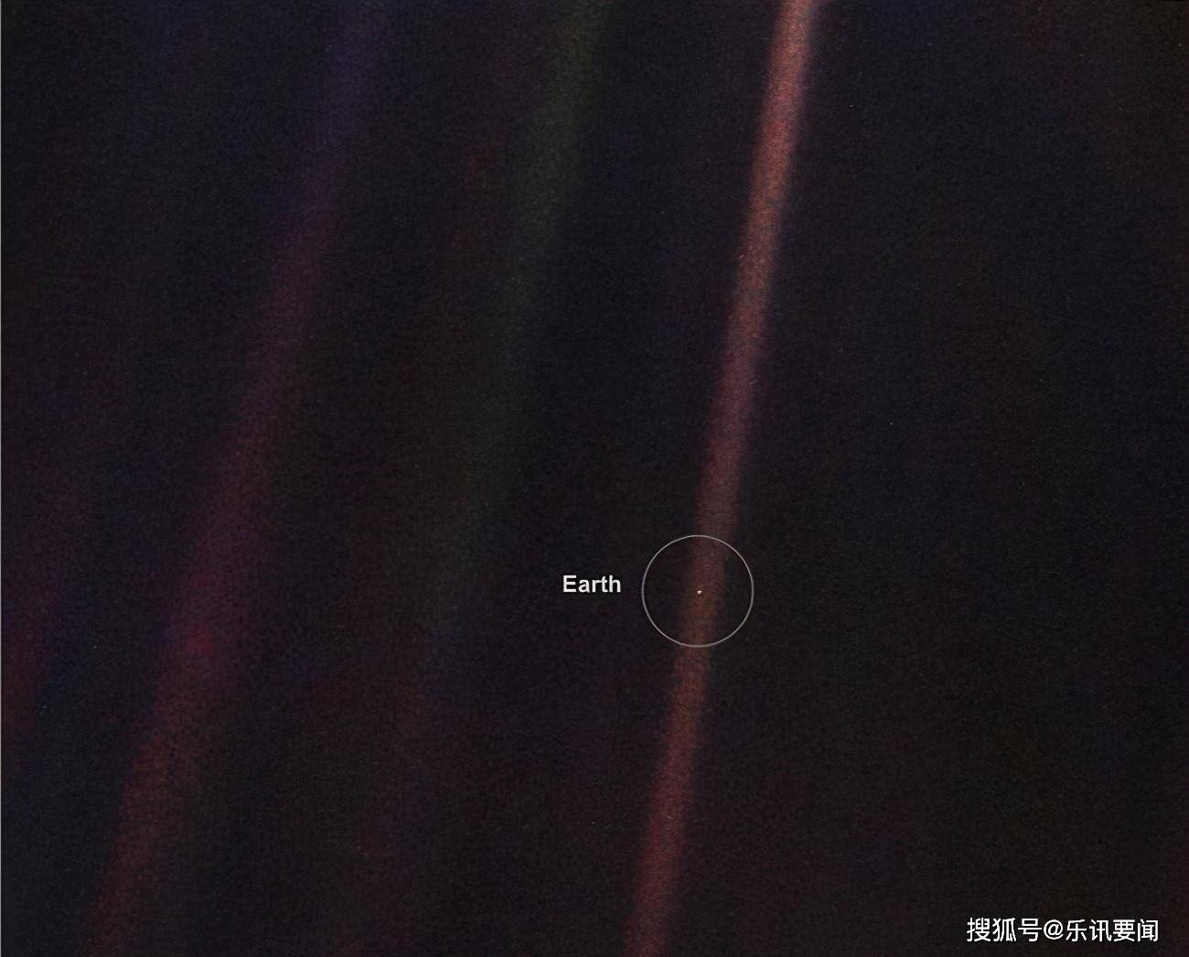 12个像素,因此这张图也被称为暗淡蓝点.