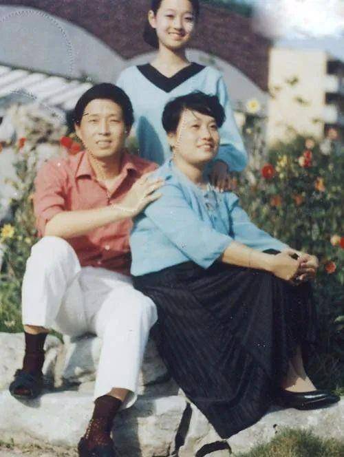 陈晓旭资料她饰演的不仅是佟大为的姐姐