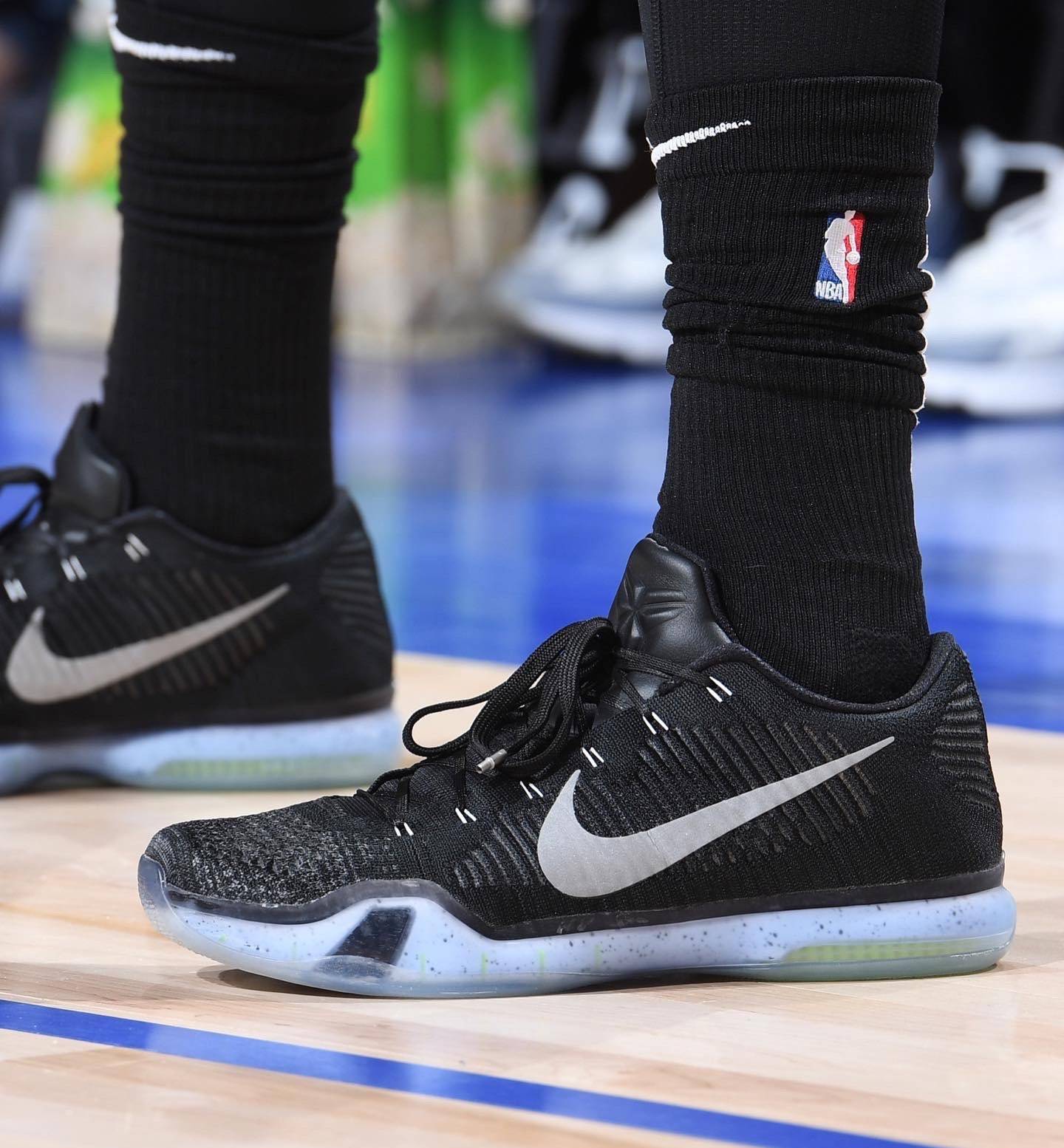 2月5日nba球鞋上脚德罗赞杰伦布朗双双上脚科比10