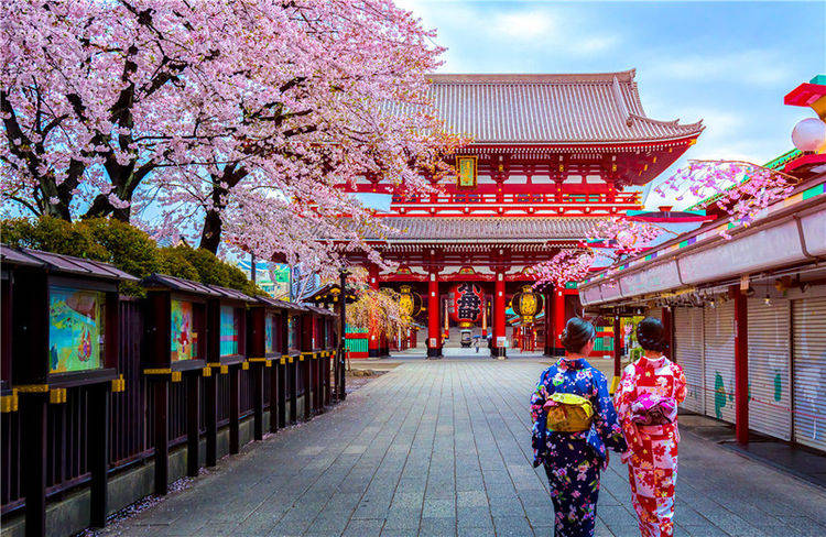 浅草寺：东京“最古老”的寺院，免费开放