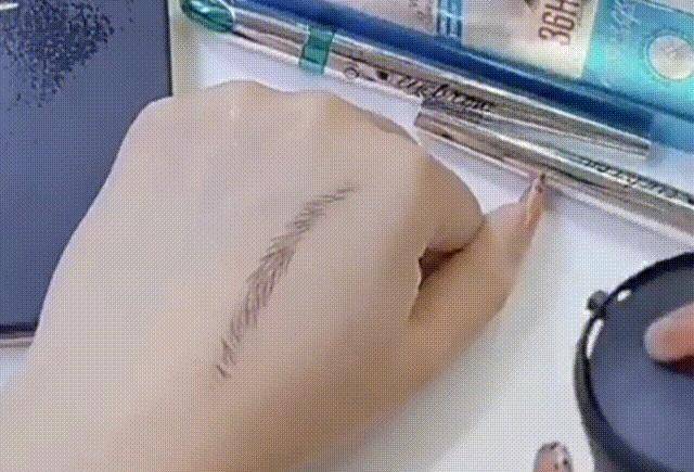 画眉为何女明星从不纹眉，央视“道出”纹眉行业内幕，看完你就明白了