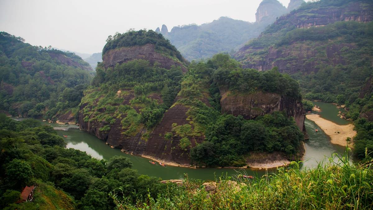 中国|不必去国外！国内最美的12个地方，个个犹如仙境，你去过几个？