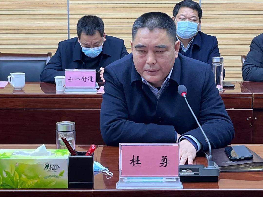 卧龙区委书记吕志刚会见中国铁工投资集团副总经理杨祯一行_建设_发展