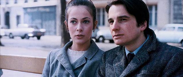 特吕弗式女性肖像背后用电影镜头表现出3种性格特征