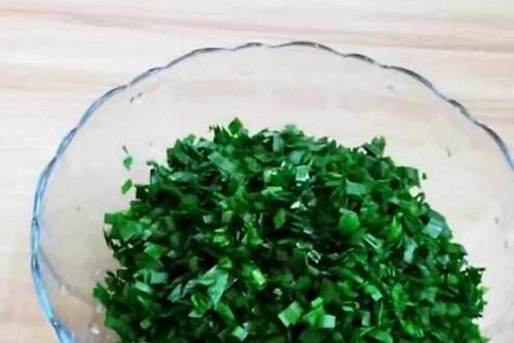 做什么菜放紫苏叶好吃 05b0c6b0f7714b868edd8256c64c9740.jpeg