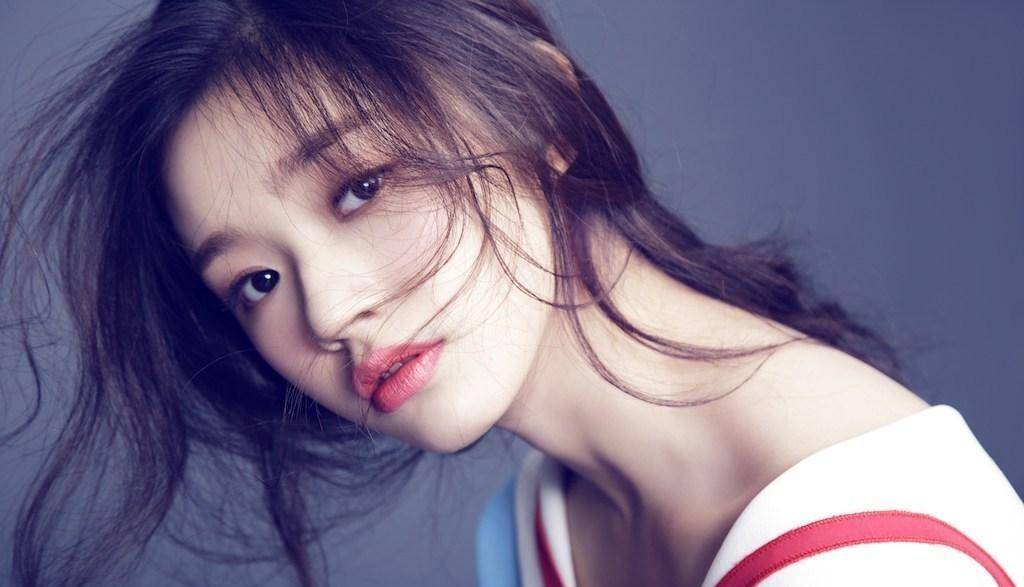 林允颜人中恋情被实锤 助理帮林允搬家,连狗都牵到颜人中家里了