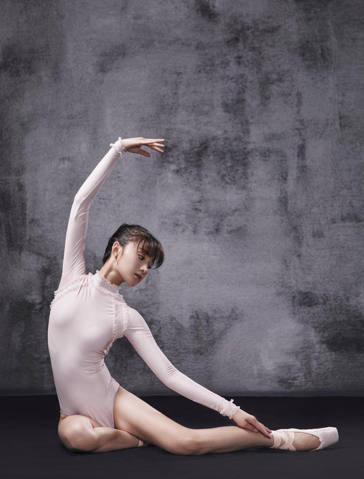 原创曾被全网围观花式挨耳光孙嘉璐为何成为网友的快乐源泉