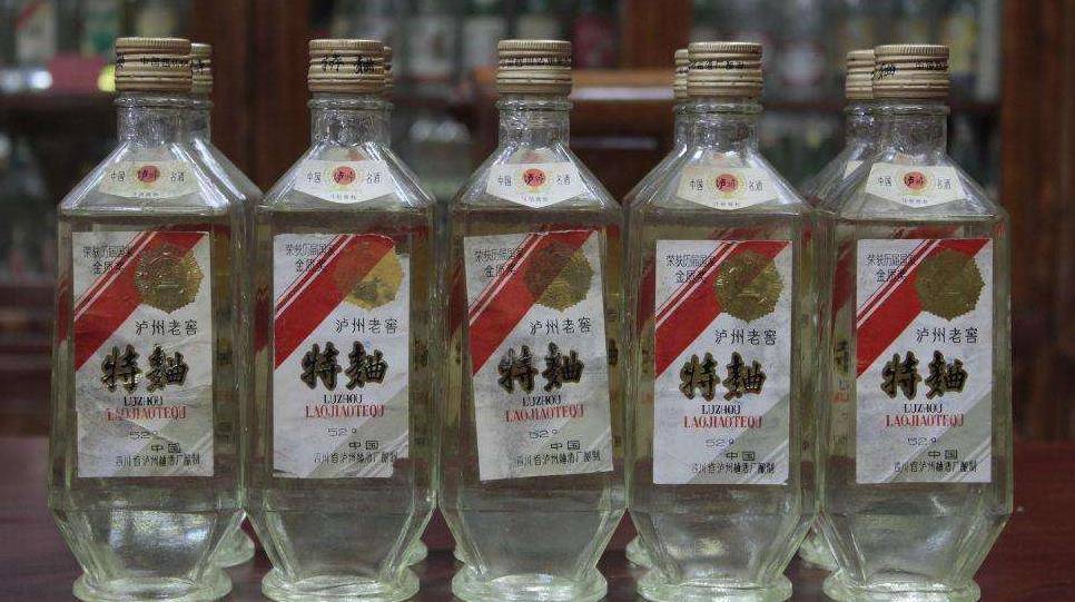 酿造|4大“光瓶酒”，30年坚持不加1滴香精，如今却因便宜被嫌弃